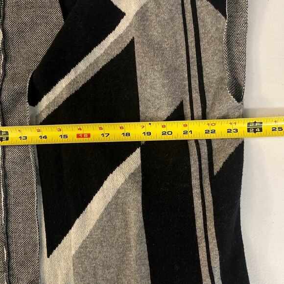 Lane Bryant Sweater Vest Plus Size - Picture 10 of 10